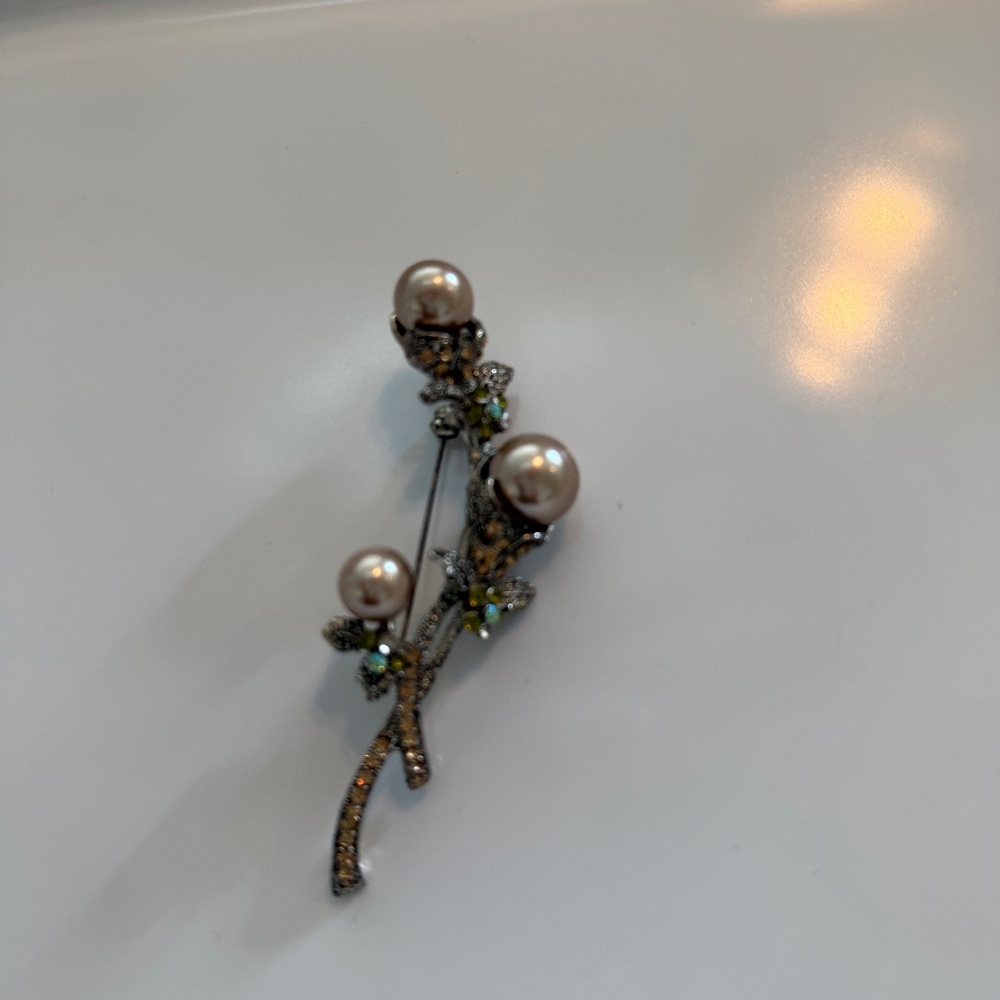 Pin